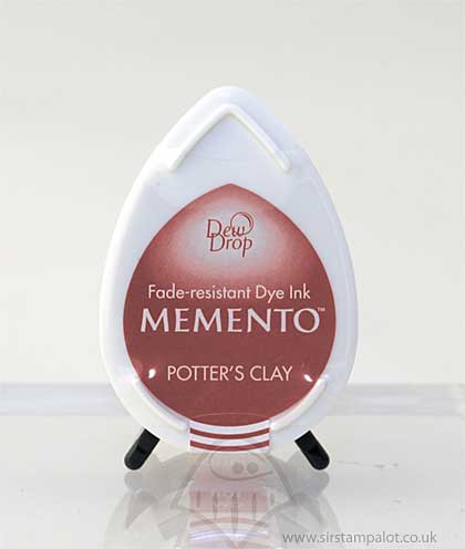 SO: Memento DewDrop Dye Ink Pad - Potters Clay