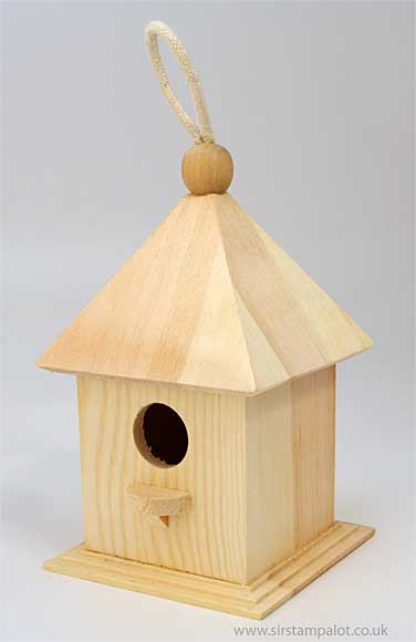 SO: Hanging Wooden Birdhouse