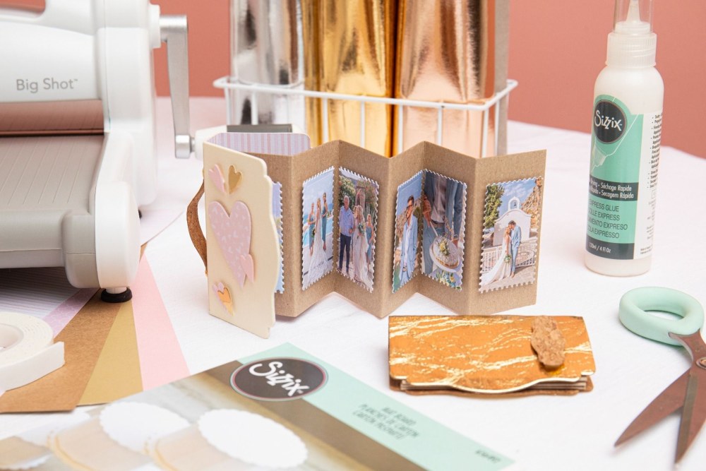 Sizzix ScoreBoards Die by Eileen Hull Mini Book, a die for papercraft - 5